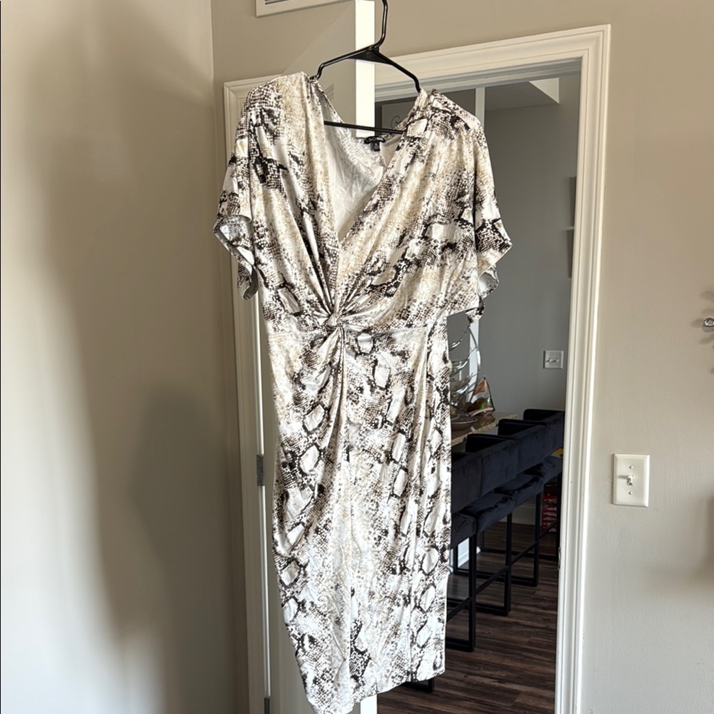 Elegant Snake Print Dress FASHION NOVA